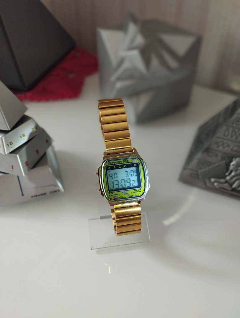 Электроника - РКК. Классические смарт-часы астронома