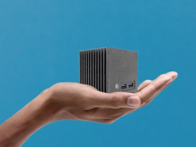 Bleu Jour Kubb Mini 8×8: крохотный ПК с чипом Intel