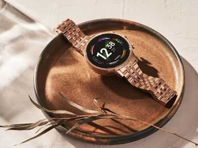 Fossil уходит с рынка смарт-часов