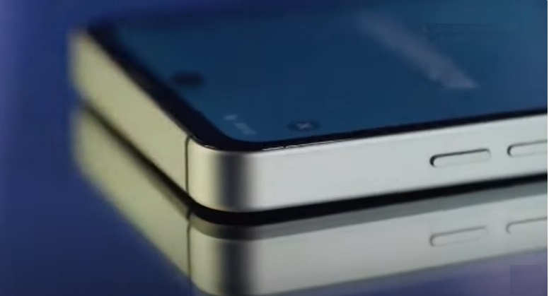 Представлен новый Российский смартфон Aquarius M21 ( видео )